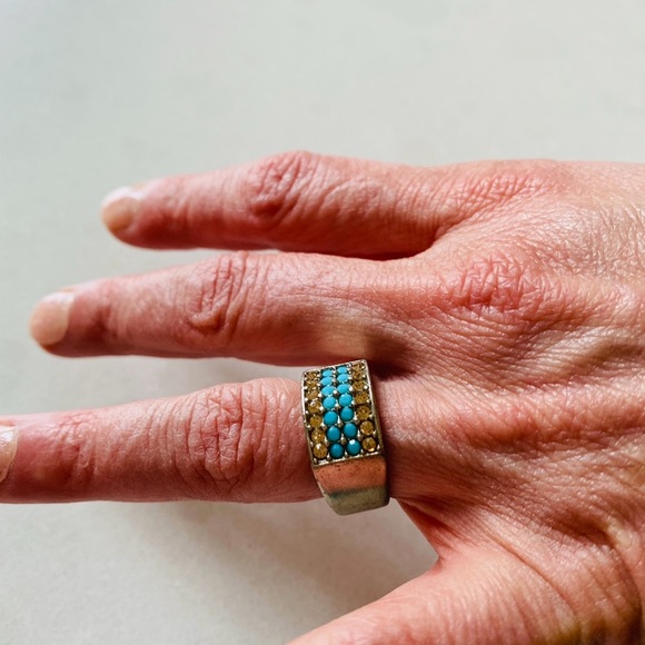 Aqua and silver gem ring - Picture 2 of 4